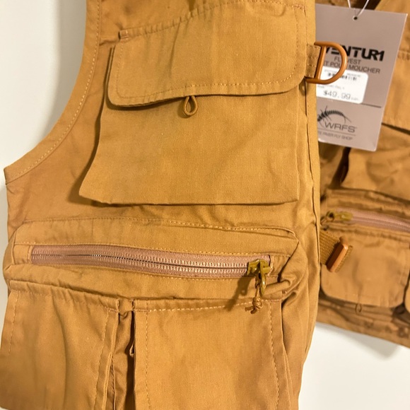NWT Dark Tan Utility/Fishing Vest With Alot Of Pockets And Zippers Size Medium - Picture 3 of 15